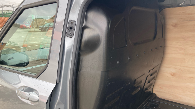 Ford Transit Courier Petrol 1.0 EcoBoost 125ps Active Van Auto